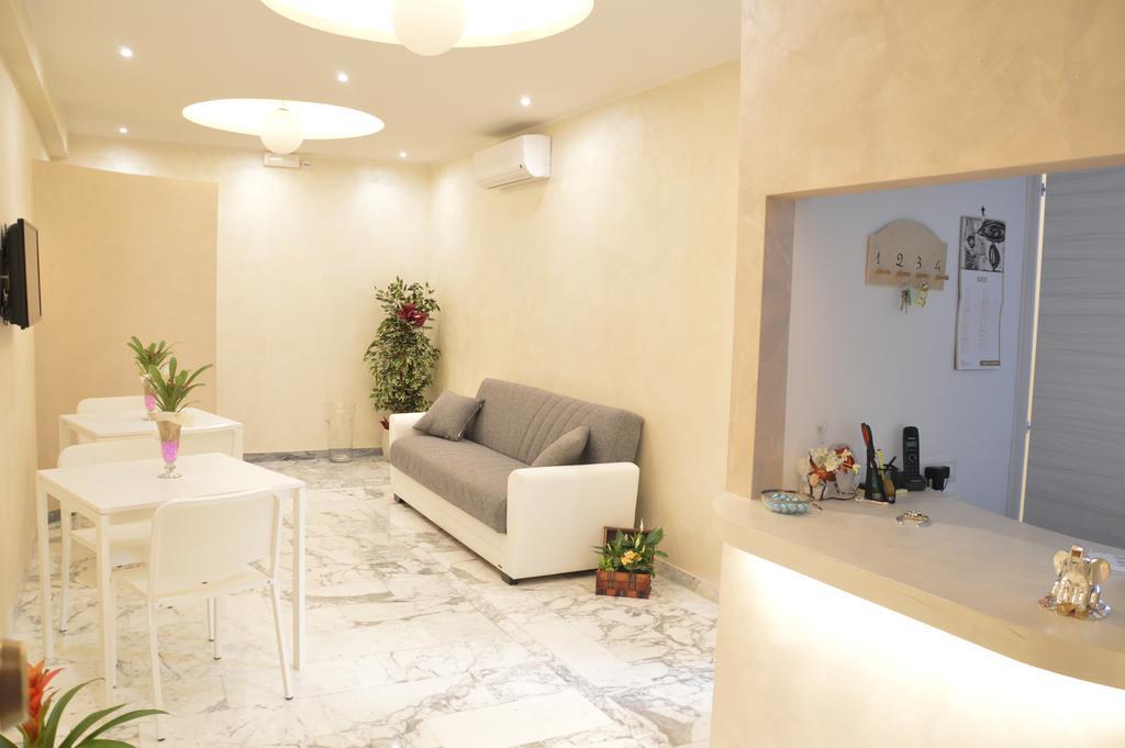 B&B Momenti Romani Kültér fotó