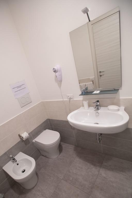B&B Momenti Romani Kültér fotó