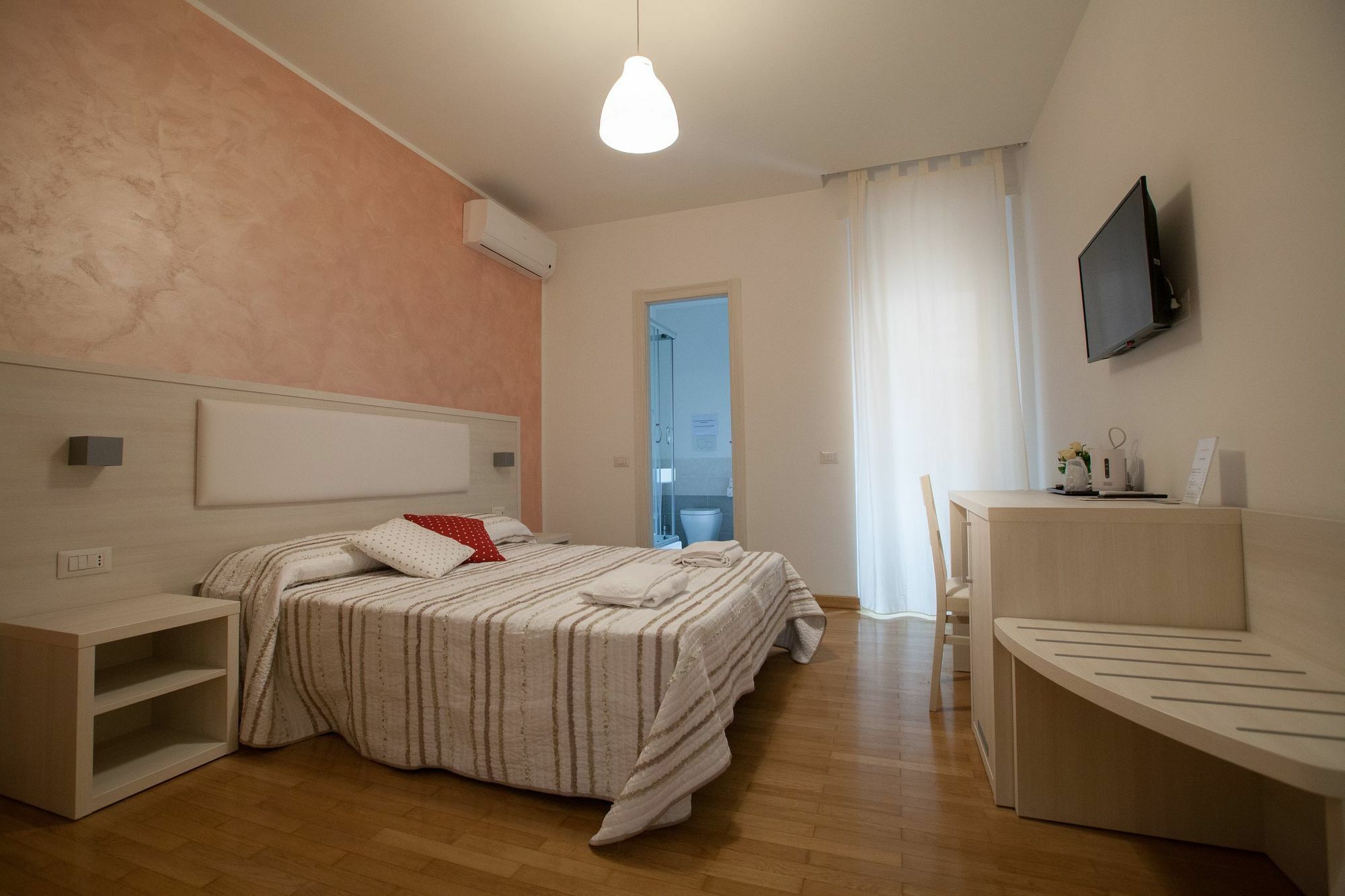 B&B Momenti Romani Kültér fotó